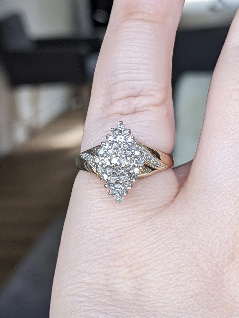 Antique 10K Gold Diamond Cluster Ring - Picture 6 of 16